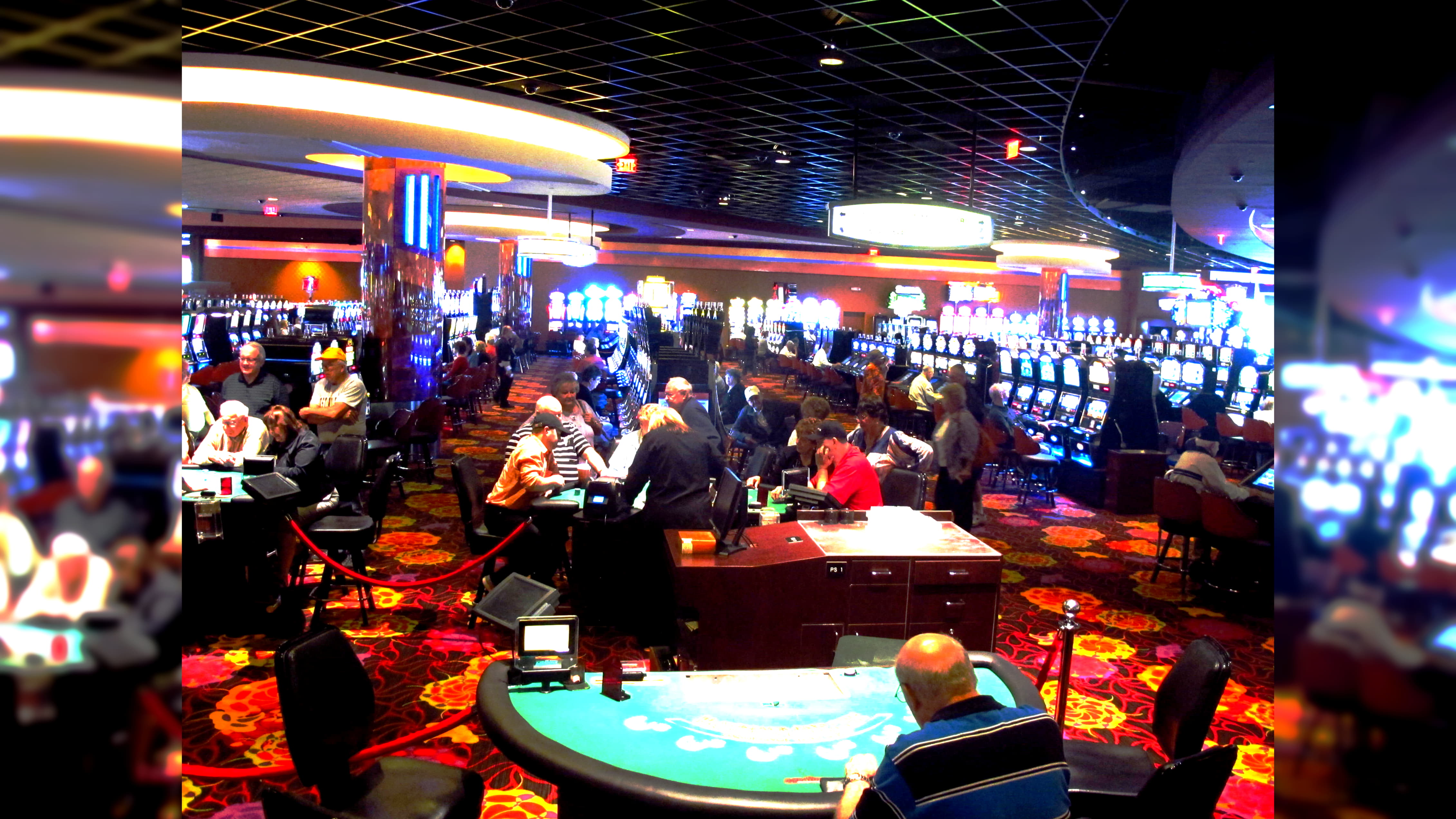 Lady Lucks Casino 2024